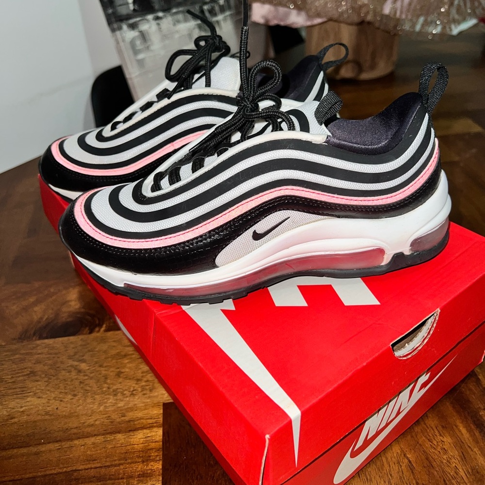 Womens Air Max 97 Chicago Bulls Size 6